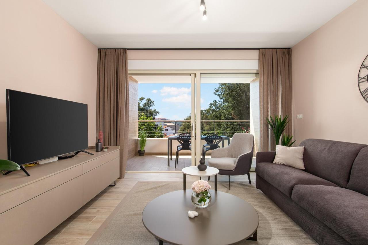 Apartment Hana Пиешчана Увала Екстериор снимка