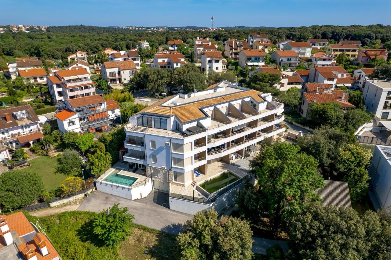 Apartment Hana Пиешчана Увала Екстериор снимка